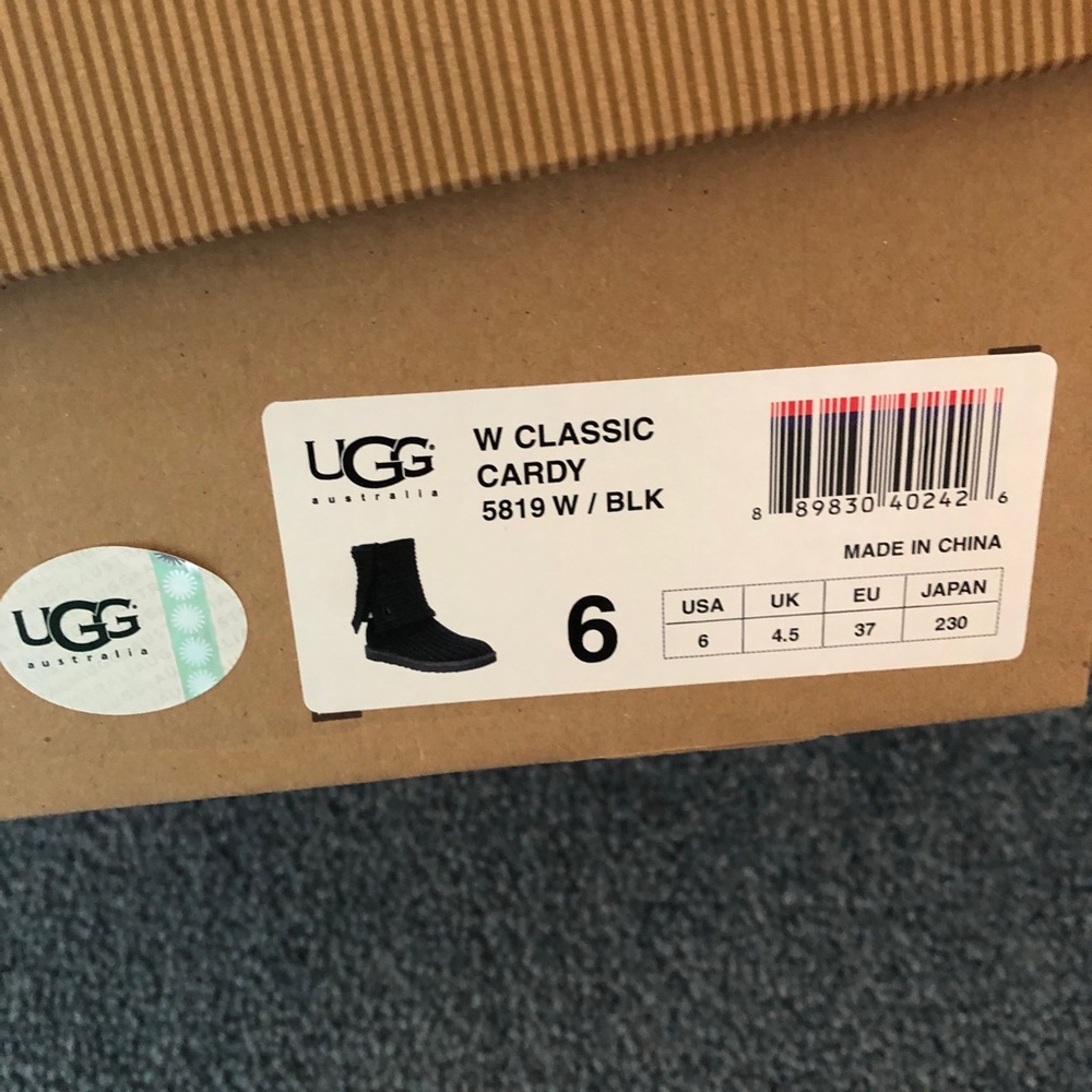Cardi UGG boot - Picture 2 of 4